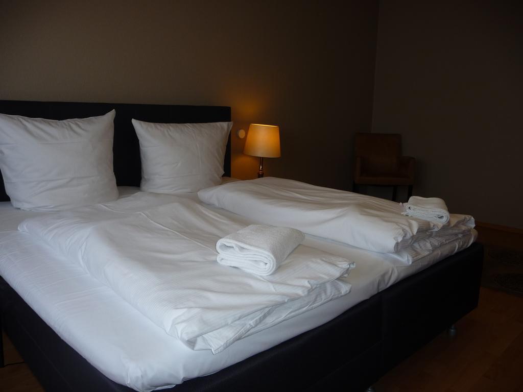Hotel Restaurant Felderbock Nussloch Екстер'єр фото