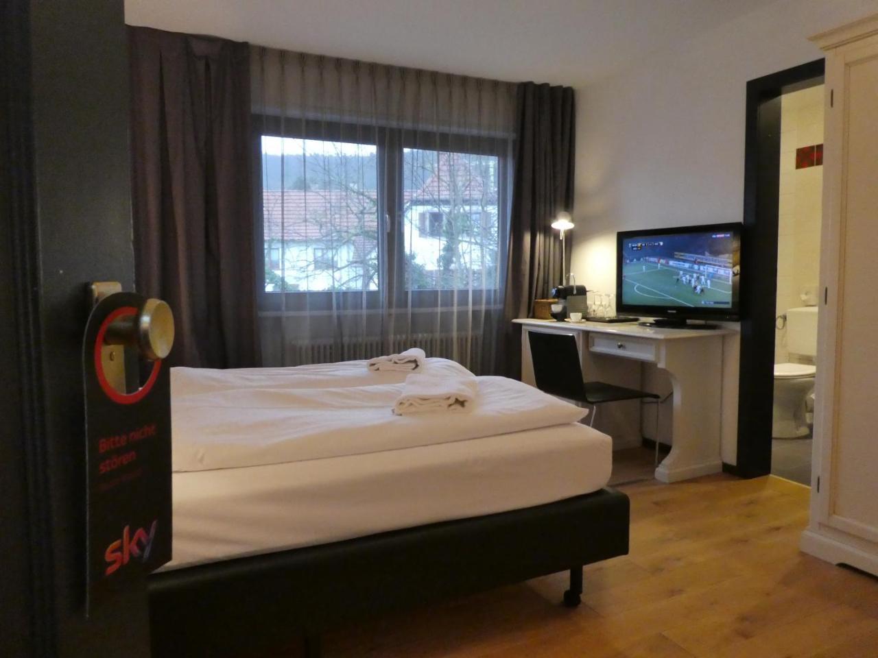 Hotel Restaurant Felderbock Nussloch Екстер'єр фото
